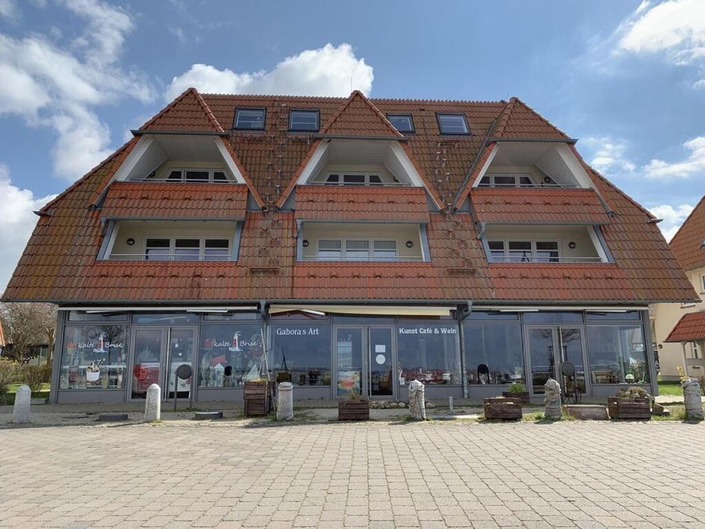Ferienwohnung Hafenblick Wiek auf Rügen المظهر الخارجي الصورة