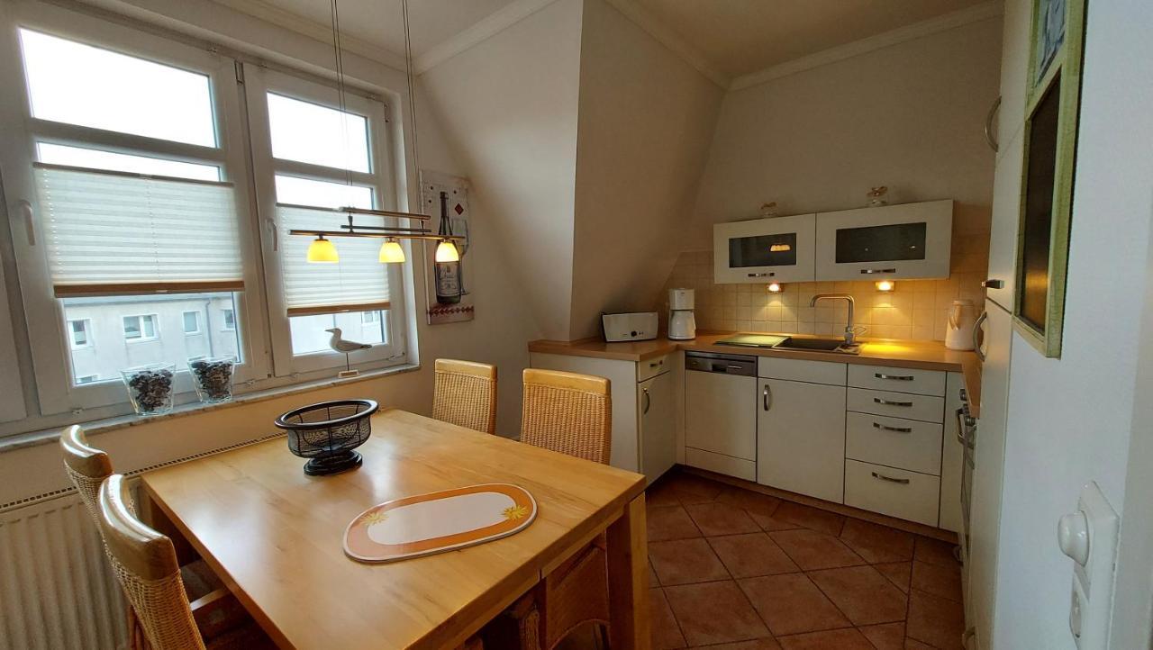 Ferienwohnung Hafenblick Wiek auf Rügen المظهر الخارجي الصورة